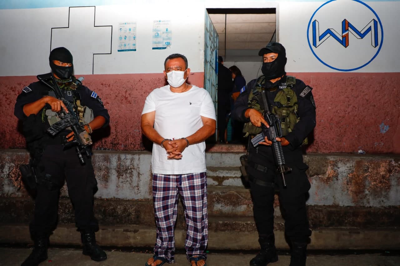 Alcalde de Arena en El Tránsito, San Miguel, entre los detenidos en operación “Jaguar de Piedra”, que golpea a programa de pandilla en el oriente del país