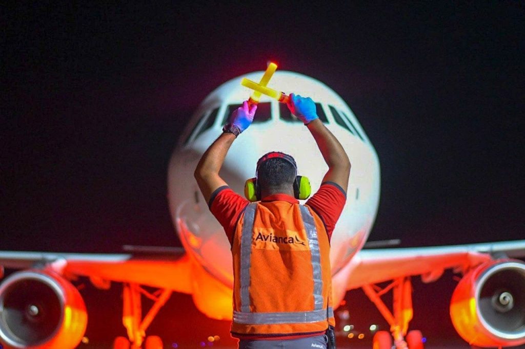 Presidente Nayib Bukele prohíbe ingreso al país de personas que provengan del Reino Unido y Sudáfrica ante aparición de nueva cepa de coronavirus