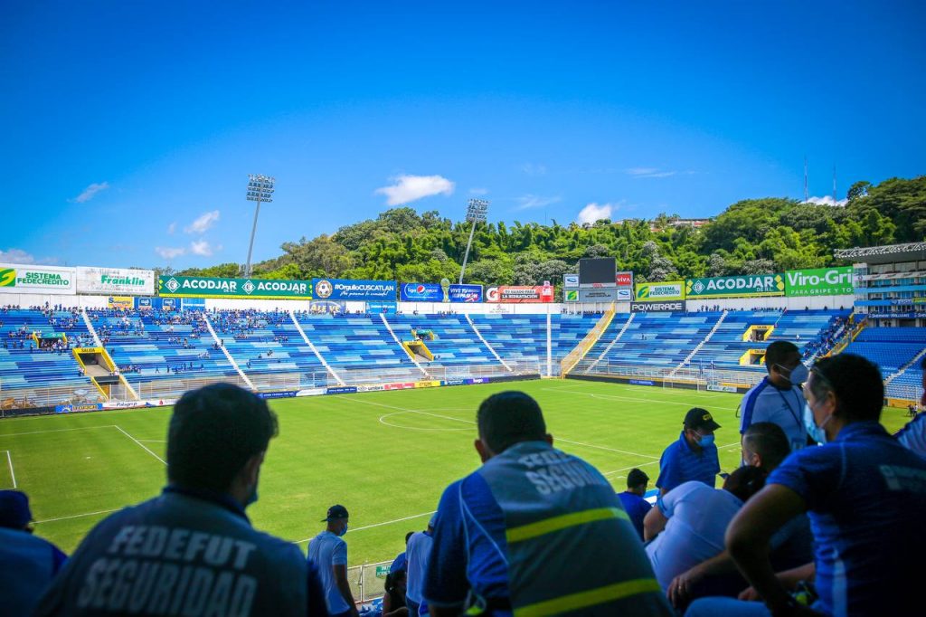 Gobierno del Presidente Nayib Bukele inaugura el evento deportivo: “El  Salvador Beach Soccer Cup”, en la playa Costa del Sol - Presidencia de la  República de El Salvador