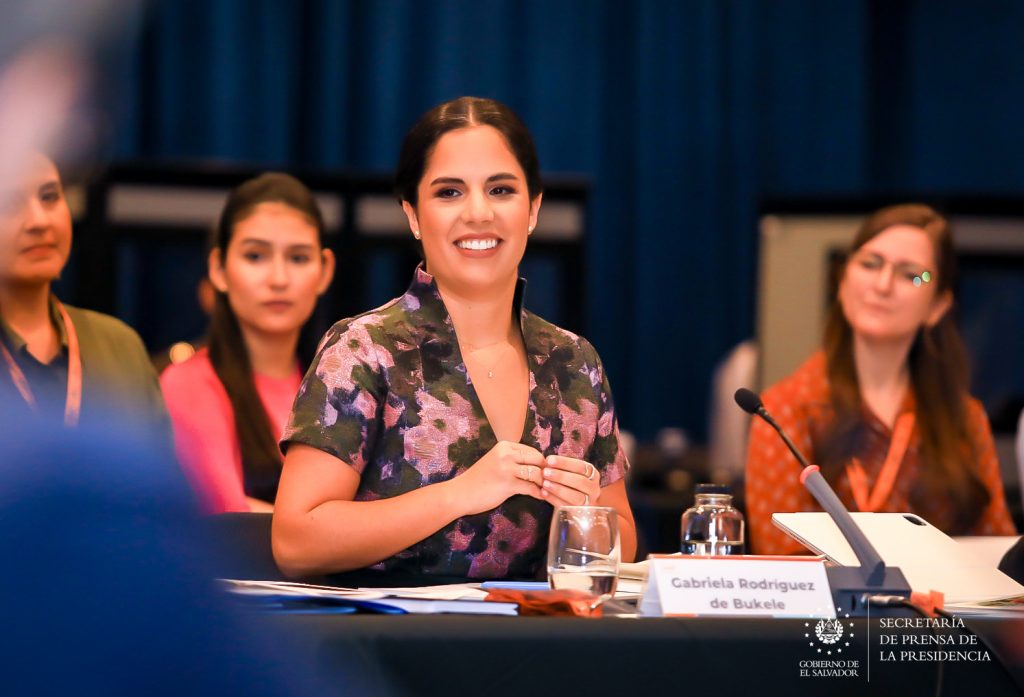 Gabriela De Bukele Archives Presidencia De La Republica De El Salvador