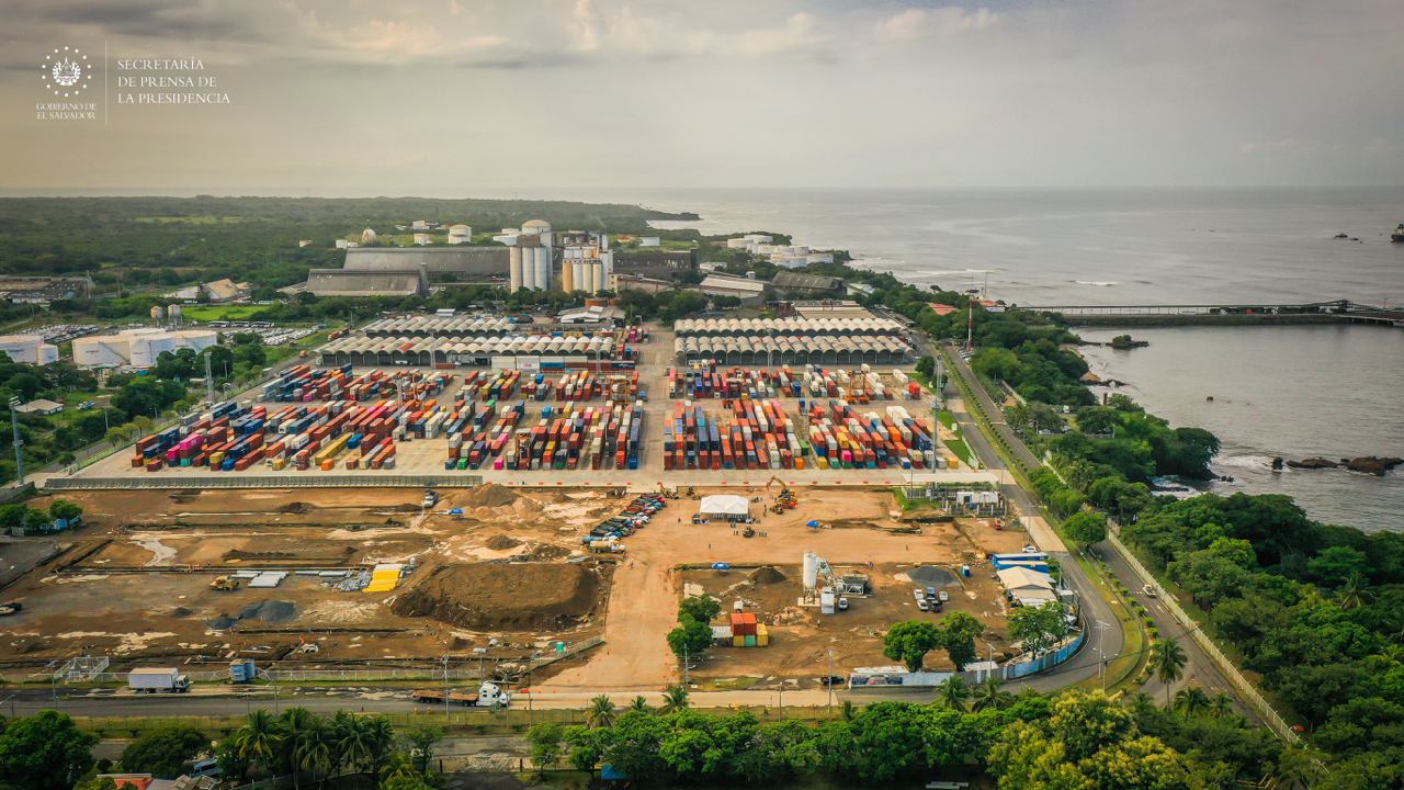 Ampliación del patio de contenedores en Puerto de Acajutla aumentará en un tercio la capacidad actual - Presidencia de la República de El Salvador